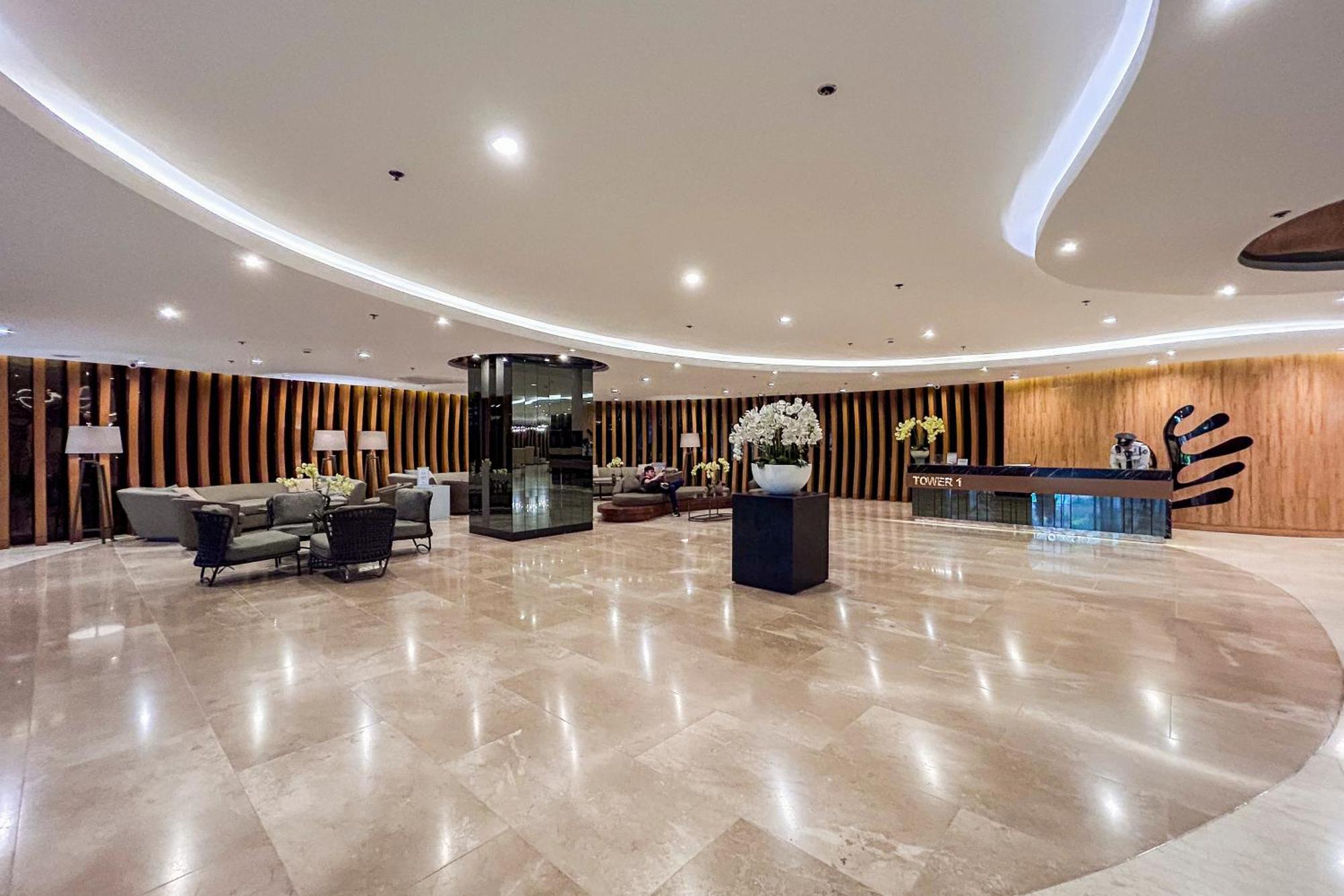 2 Side-By-Side P00L Front Condos, 6 Beds, 2 Cr, 2 Kitchen For 10 Guests At Moa Manila Bagian luar foto